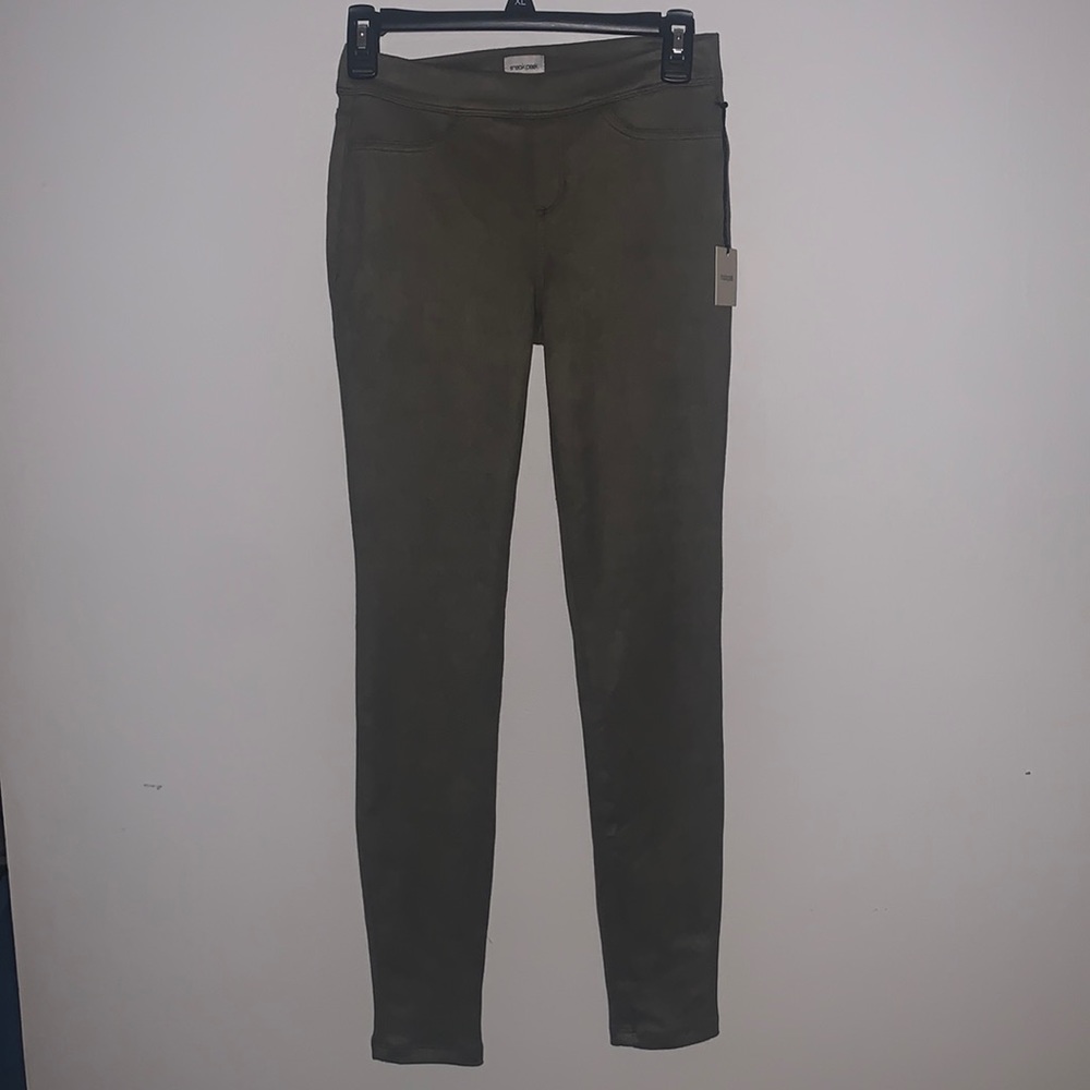 Sneak peak suede women’s jeggings